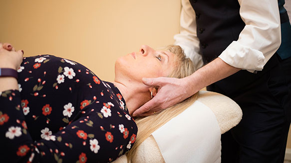 norwich chiropractor adjusting patient